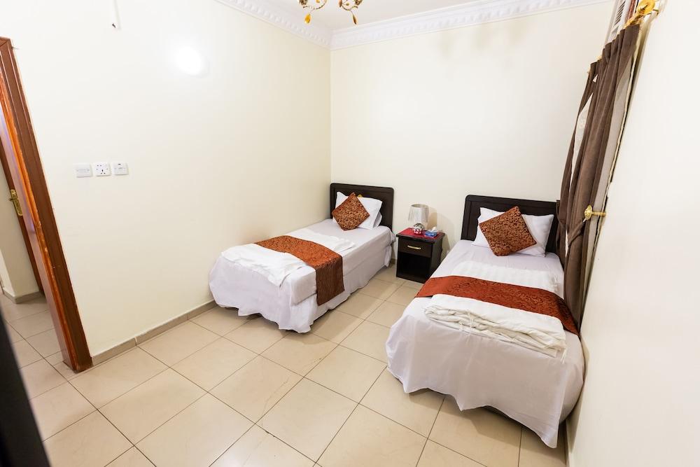 Al Eairy Hotel Apartments Taif Екстериор снимка